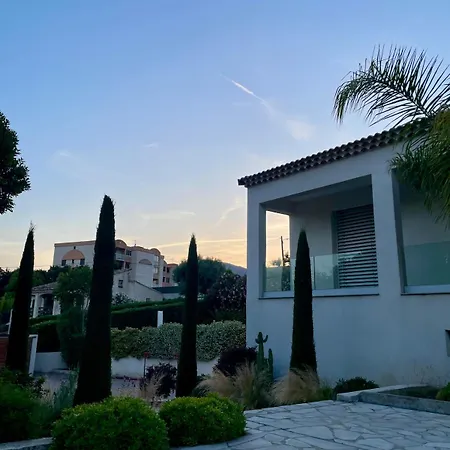 Modern Design & Pool Ajaccio (Corsica)