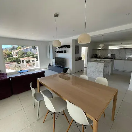 Villa Modern Design & Pool